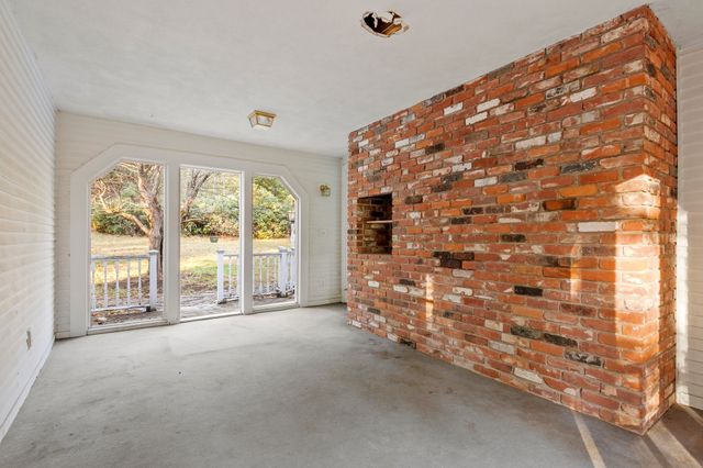 153 W Bare Hill Rd, Harvard, MA 01451