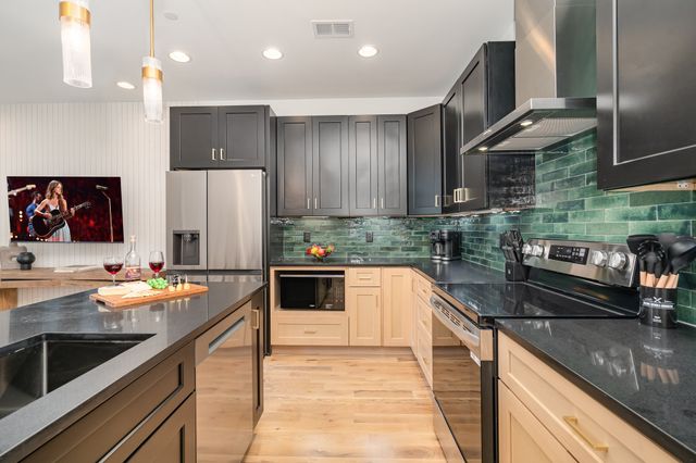 2000 S Hamilton Rd Apt 12, Nashville, TN 37218