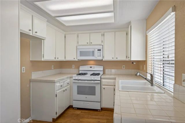 43970 Moonlighting Drive, Hemet, CA 92544