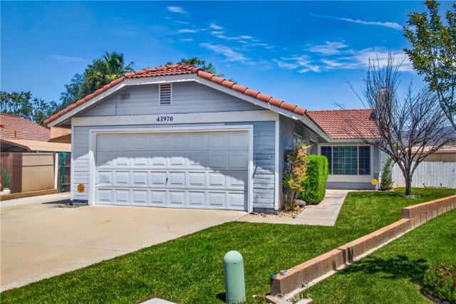 43970 Moonlighting Drive, Hemet, CA 92544
