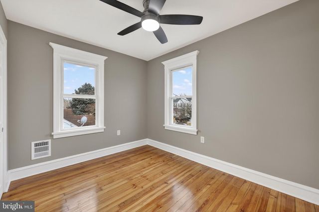 312 W MONROE AVE, Magnolia, NJ 08049