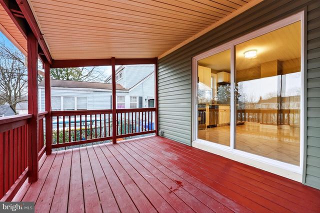 312 W MONROE AVE, Magnolia, NJ 08049