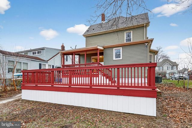 312 W MONROE AVE, Magnolia, NJ 08049