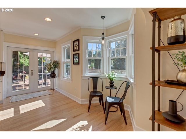 8100 Sw LOCUST St, Portland, OR 97223