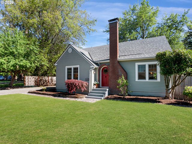 8100 Sw LOCUST St, Portland, OR 97223
