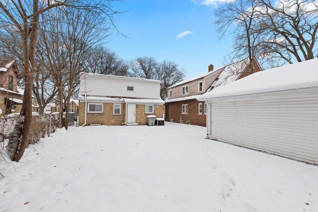 4109 N 40th STREET, Milwaukee, WI 53216