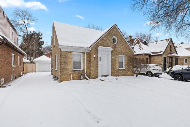 4109 N 40th STREET, Milwaukee, WI 53216