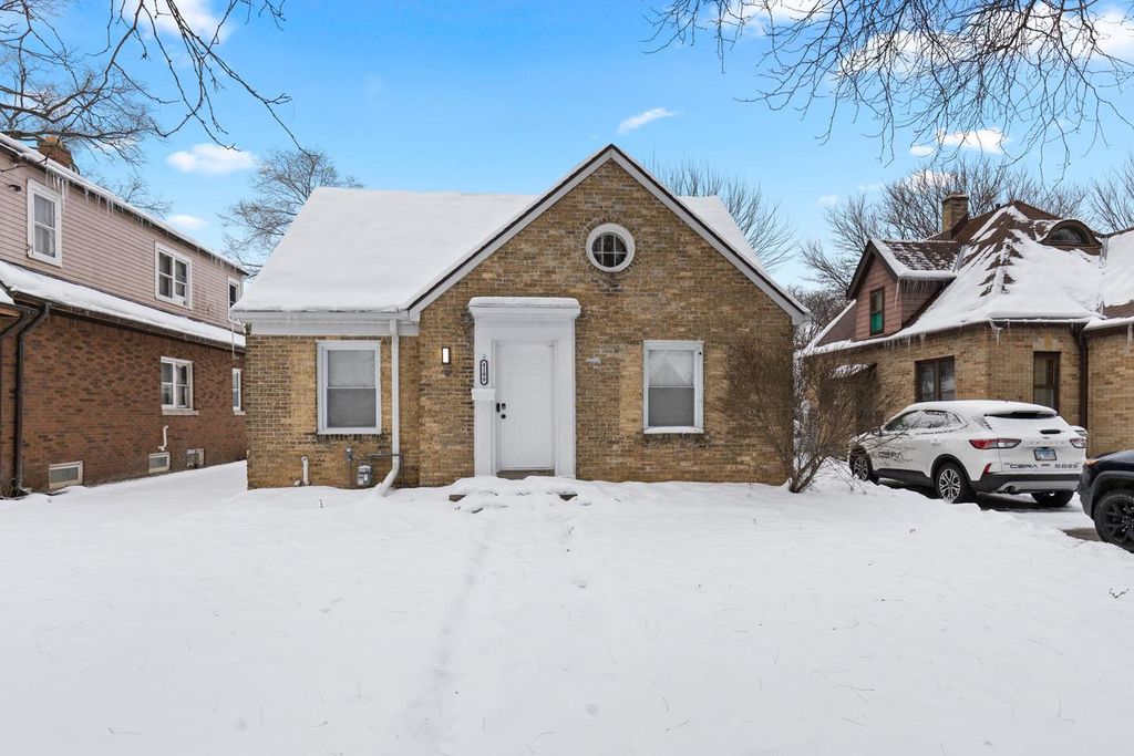 4109 N 40th STREET, Milwaukee, WI 53216
