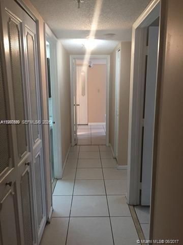 17890 W Dixie Highway 106, North Miami Beach, FL 33160