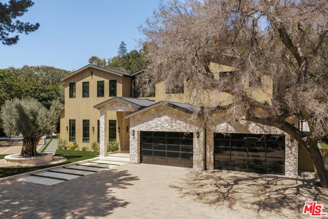 2130 Mandeville Canyon Road, Los Angeles, CA 90049