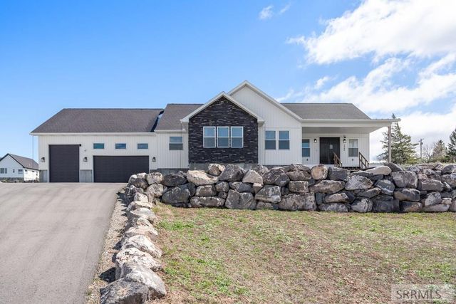 5900 N Alma Drive, Idaho Falls, ID 83401