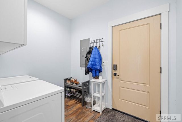 5900 N Alma Drive, Idaho Falls, ID 83401