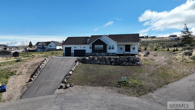 5900 N Alma Drive, Idaho Falls, ID 83401