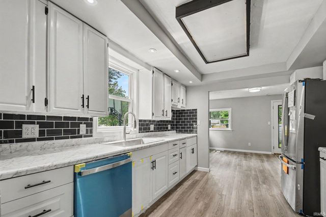 52854 Francis Street, South Bend, IN 46637