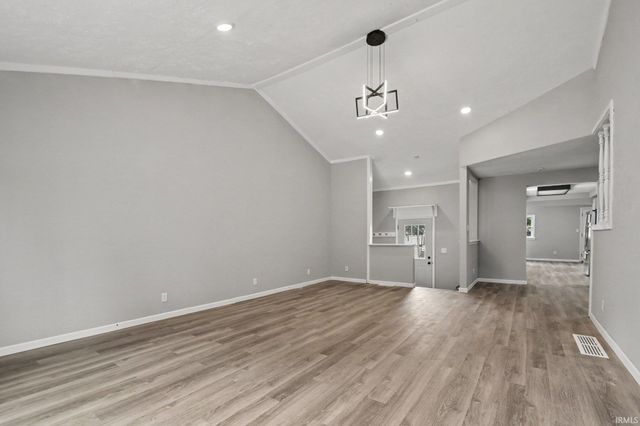 52854 Francis Street, South Bend, IN 46637