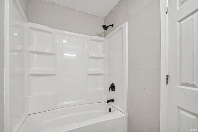 52854 Francis Street, South Bend, IN 46637