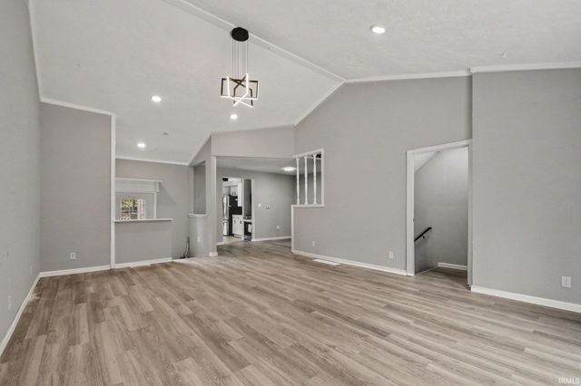 52854 Francis Street, South Bend, IN 46637