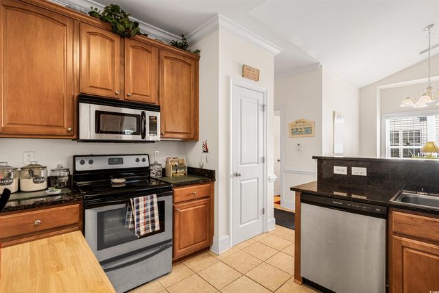 100 Birch N Coppice Dr Apt 9, Surfside Beach, SC 29575