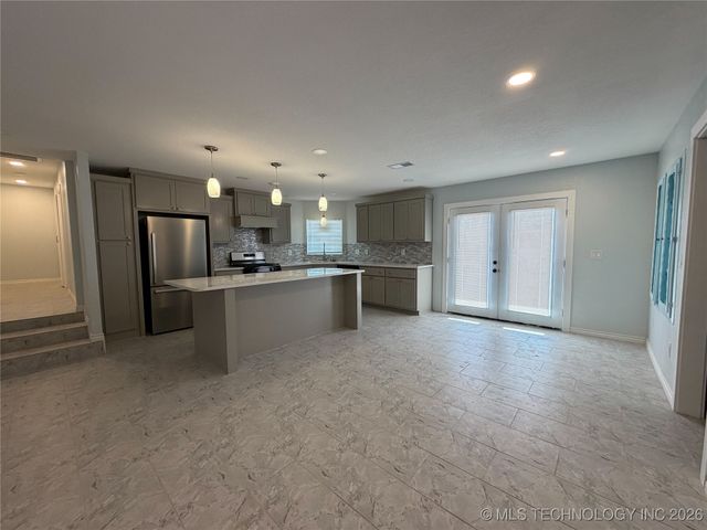 2505 Haskell Boulevard, Muskogee, OK 74401