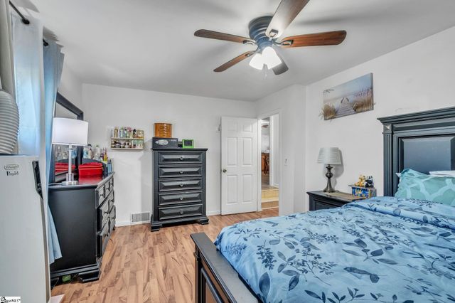 121 Fox Drive, Spartanburg, SC 29302