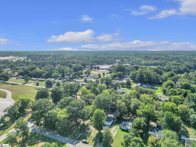 121 Fox Drive, Spartanburg, SC 29302