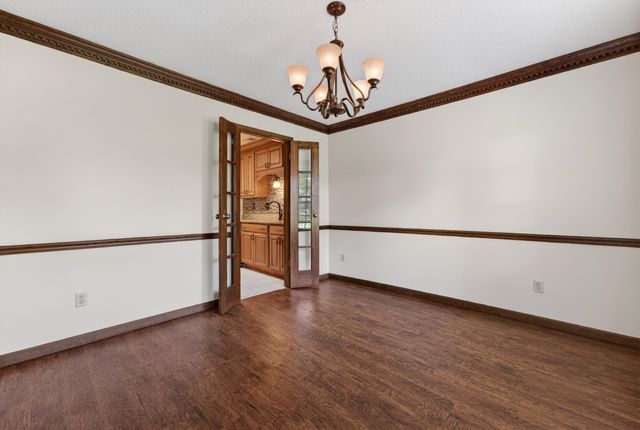 354 W COLLEGE DR, Collierville, TN 38017