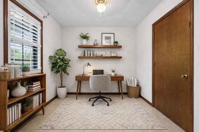 354 W COLLEGE DR, Collierville, TN 38017