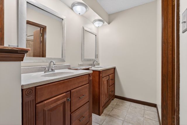 354 W COLLEGE DR, Collierville, TN 38017