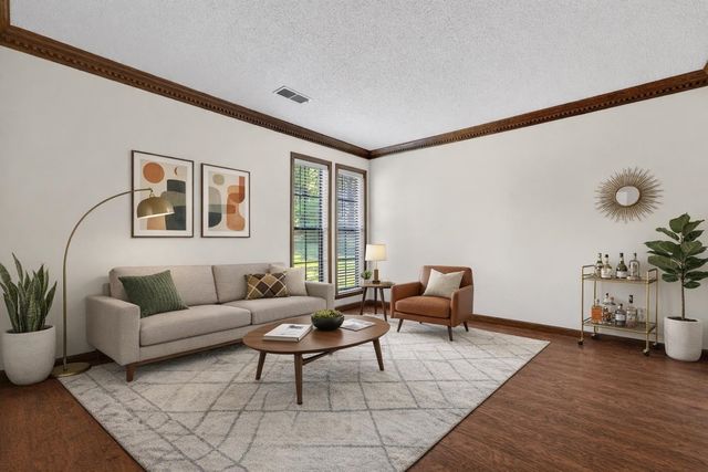 354 W COLLEGE DR, Collierville, TN 38017