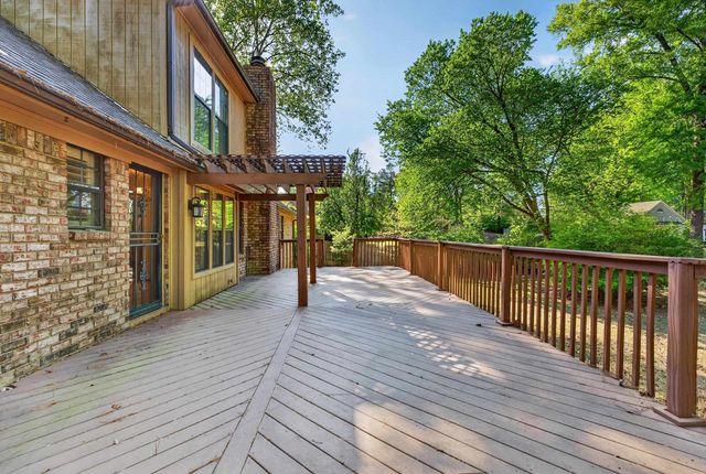 354 W COLLEGE DR, Collierville, TN 38017