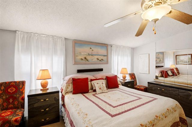 184 W MANATEE LOOP, Punta Gorda, FL 33950