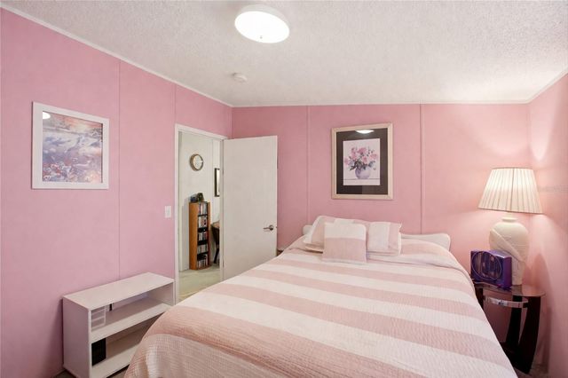 184 W MANATEE LOOP, Punta Gorda, FL 33950