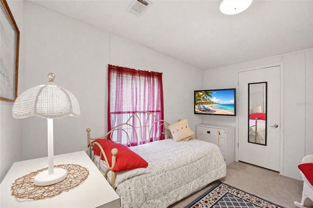 184 W MANATEE LOOP, Punta Gorda, FL 33950