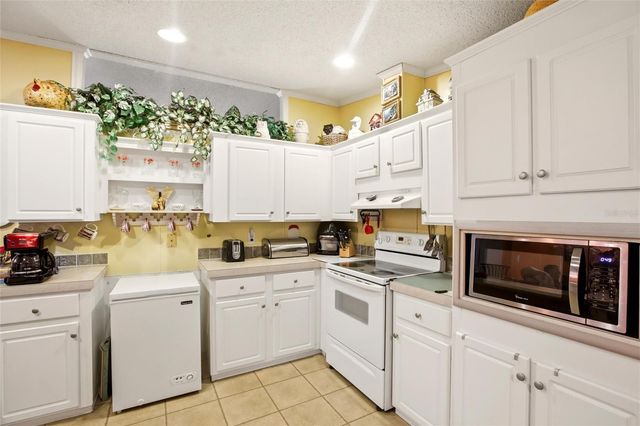 184 W MANATEE LOOP, Punta Gorda, FL 33950