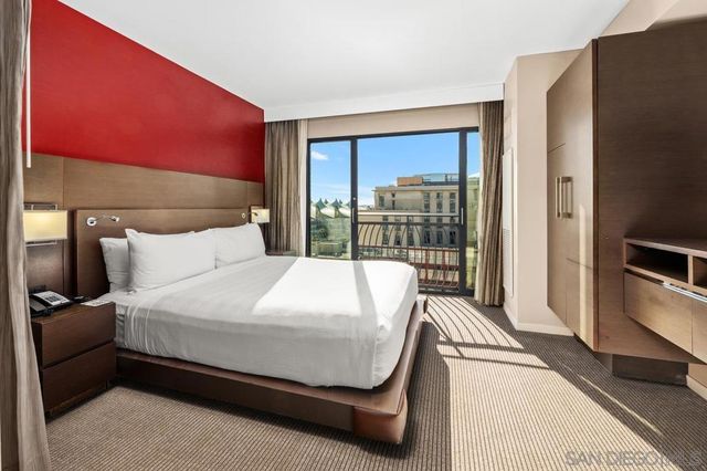 207 5Th Ave 1043, San Diego, CA 92101