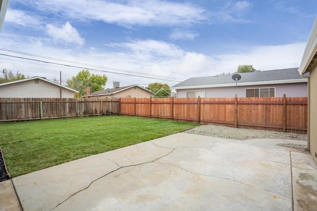2225 Bubb St, Marysville, CA 95901