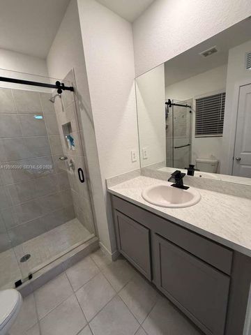 441 NE 13th St, Florida City, FL 33034