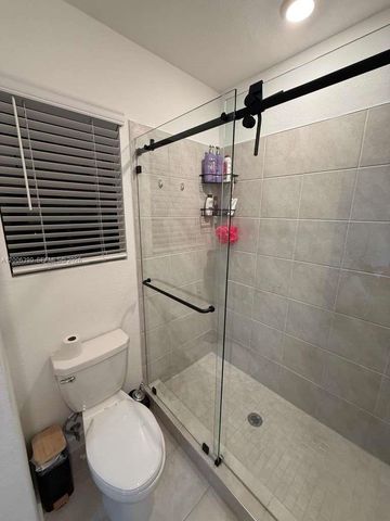 441 NE 13th St, Florida City, FL 33034