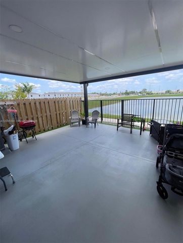 441 NE 13th St, Florida City, FL 33034