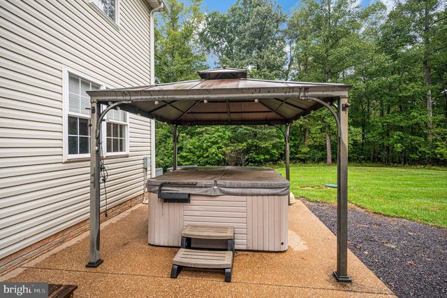 2999 GERMANNA DR, Locust Grove, VA 22508
