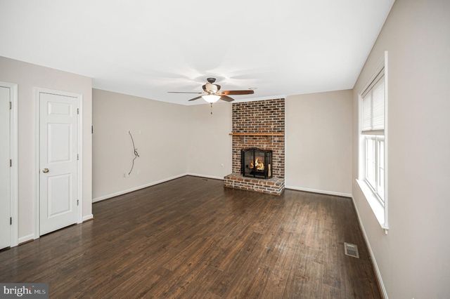 2999 GERMANNA DR, Locust Grove, VA 22508