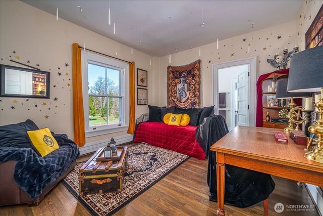 4200 Washington Avenue W, Seattle, WA 98199