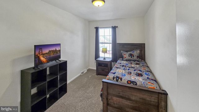 25 FRANKLIN DR, Middletown, DE 19709