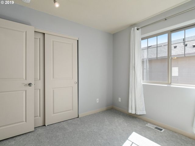 29082 Sw CHARLOTTE Ln, Wilsonville, OR 97070