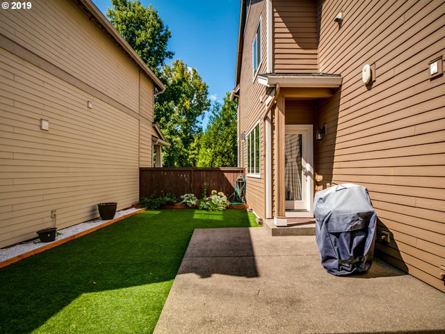 29082 Sw CHARLOTTE Ln, Wilsonville, OR 97070