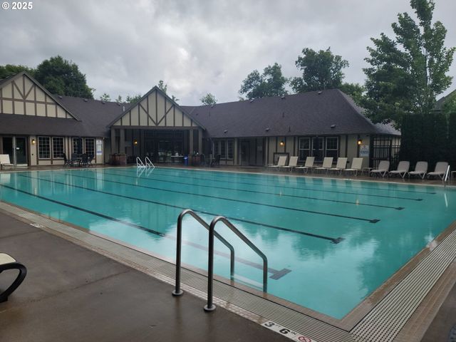 29082 Sw CHARLOTTE Ln, Wilsonville, OR 97070