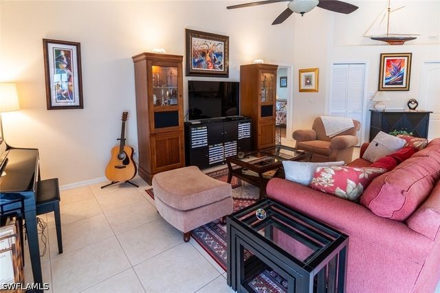 458 Countryside DR, Naples, FL 34104