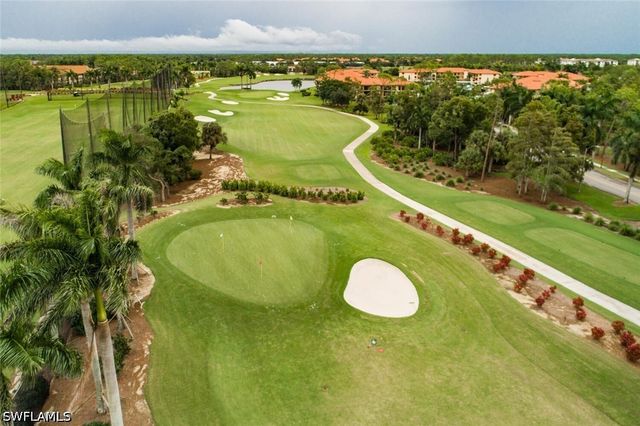 458 Countryside DR, Naples, FL 34104