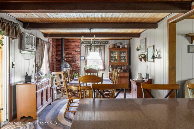 5150 Route 9g, Germantown, NY 12526