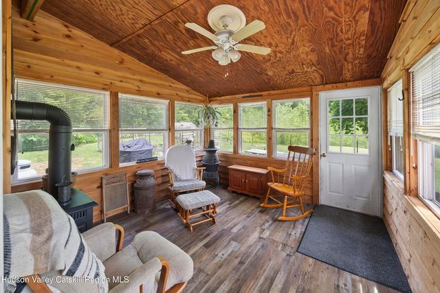 5150 Route 9g, Germantown, NY 12526